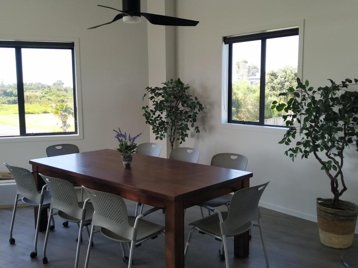 The Bowentown Apartment Bagian luar foto