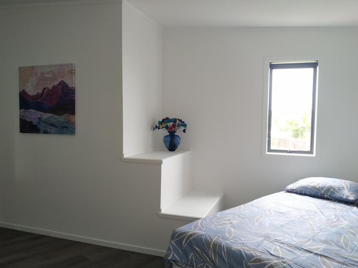 The Bowentown Apartment Bagian luar foto